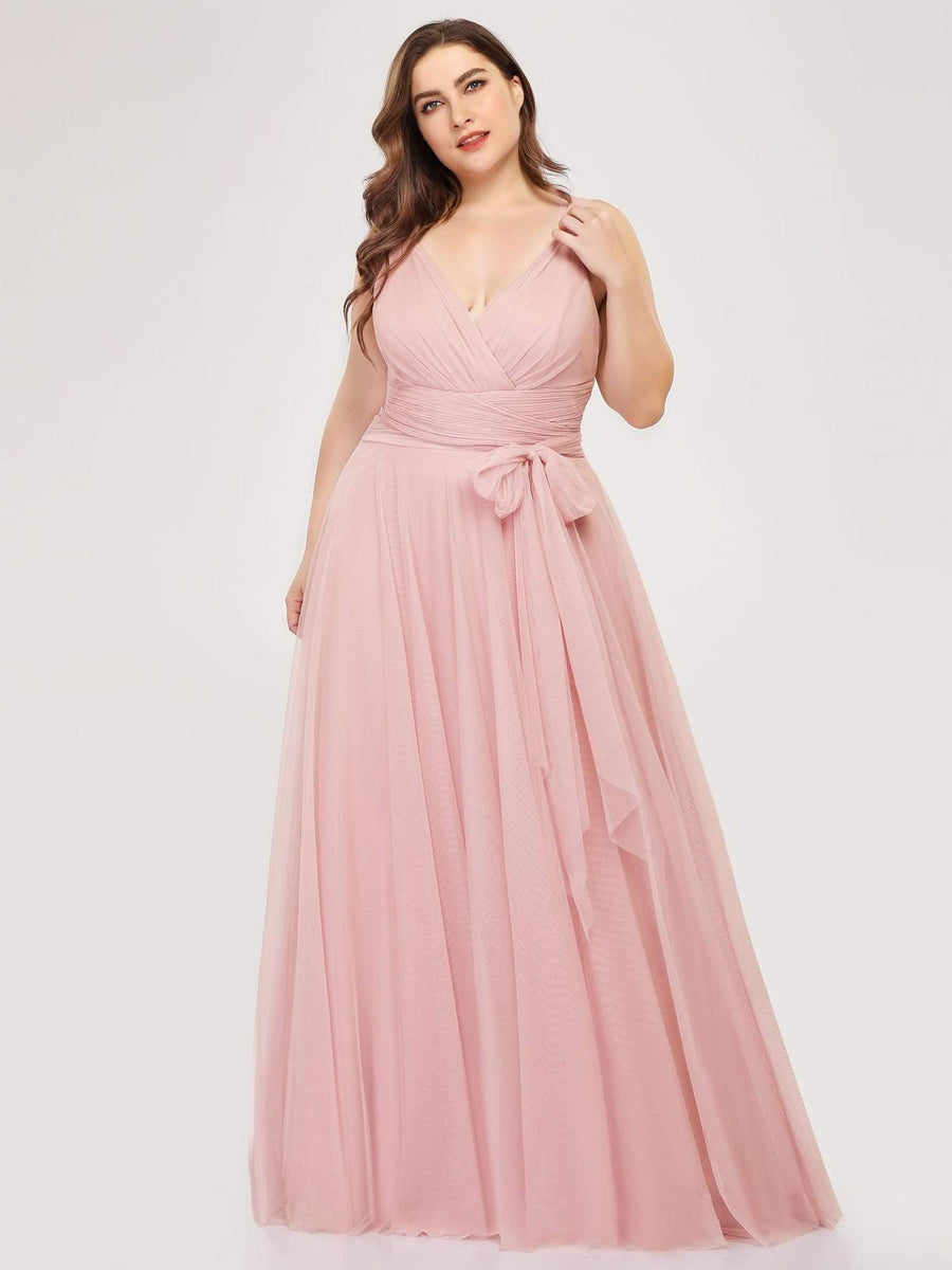 Graceful Plus Size V-Neck A-Line Tulle Bridesmaid Dress