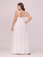 Graceful Plus Size V-Neck A-Line Tulle Bridesmaid Dress