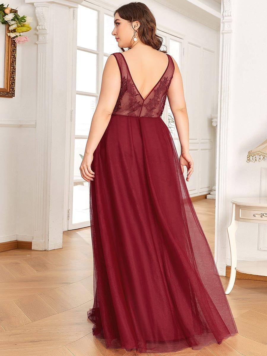 Graceful Plus Size Maxi V-Neck Tulle Formal Evening Dress with Sash