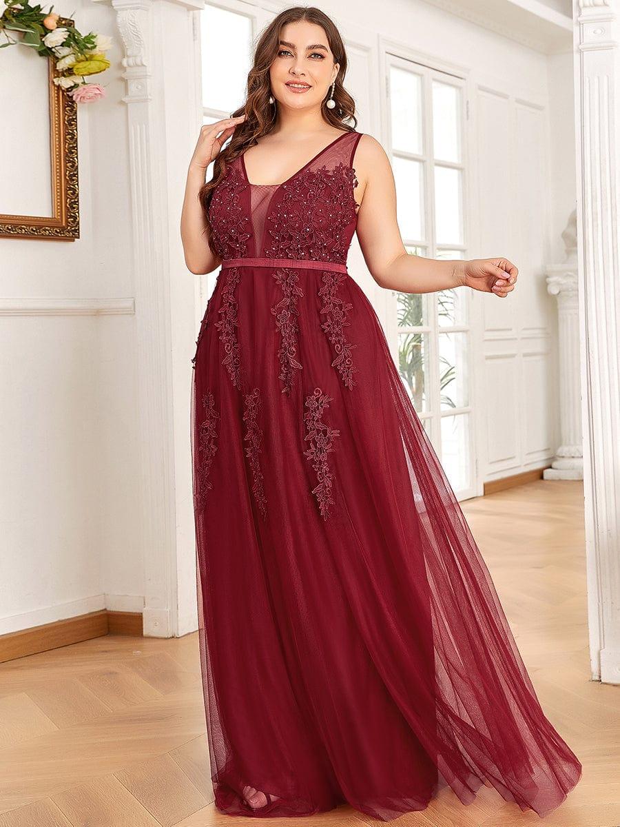 Graceful Plus Size Maxi V-Neck Tulle Formal Evening Dress with Sash