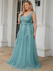 Graceful Plus Size Maxi V-Neck Tulle Formal Evening Dress with Sash