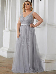 Graceful Plus Size Maxi V-Neck Tulle Formal Evening Dress with Sash