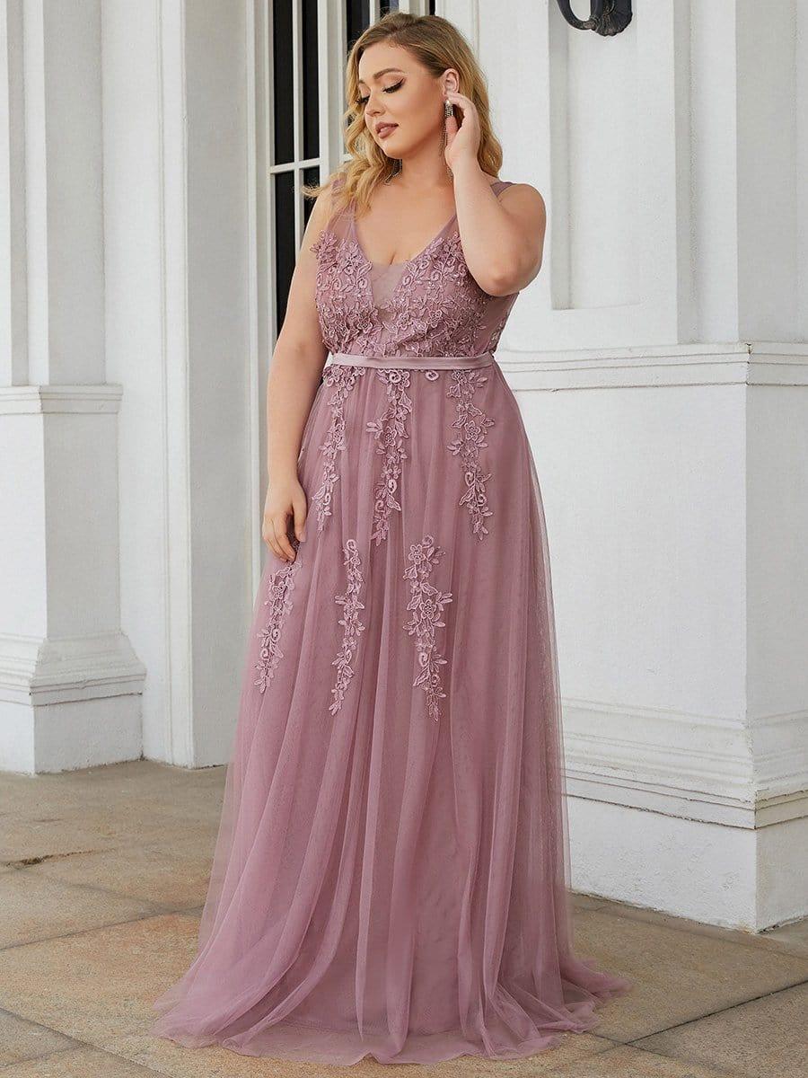 Graceful Plus Size Maxi V-Neck Tulle Formal Evening Dress with Sash