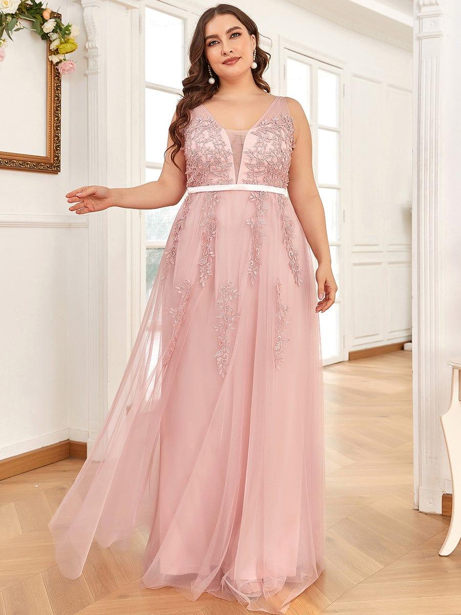 Graceful Plus Size Maxi V-Neck Tulle Formal Evening Dress with Sash