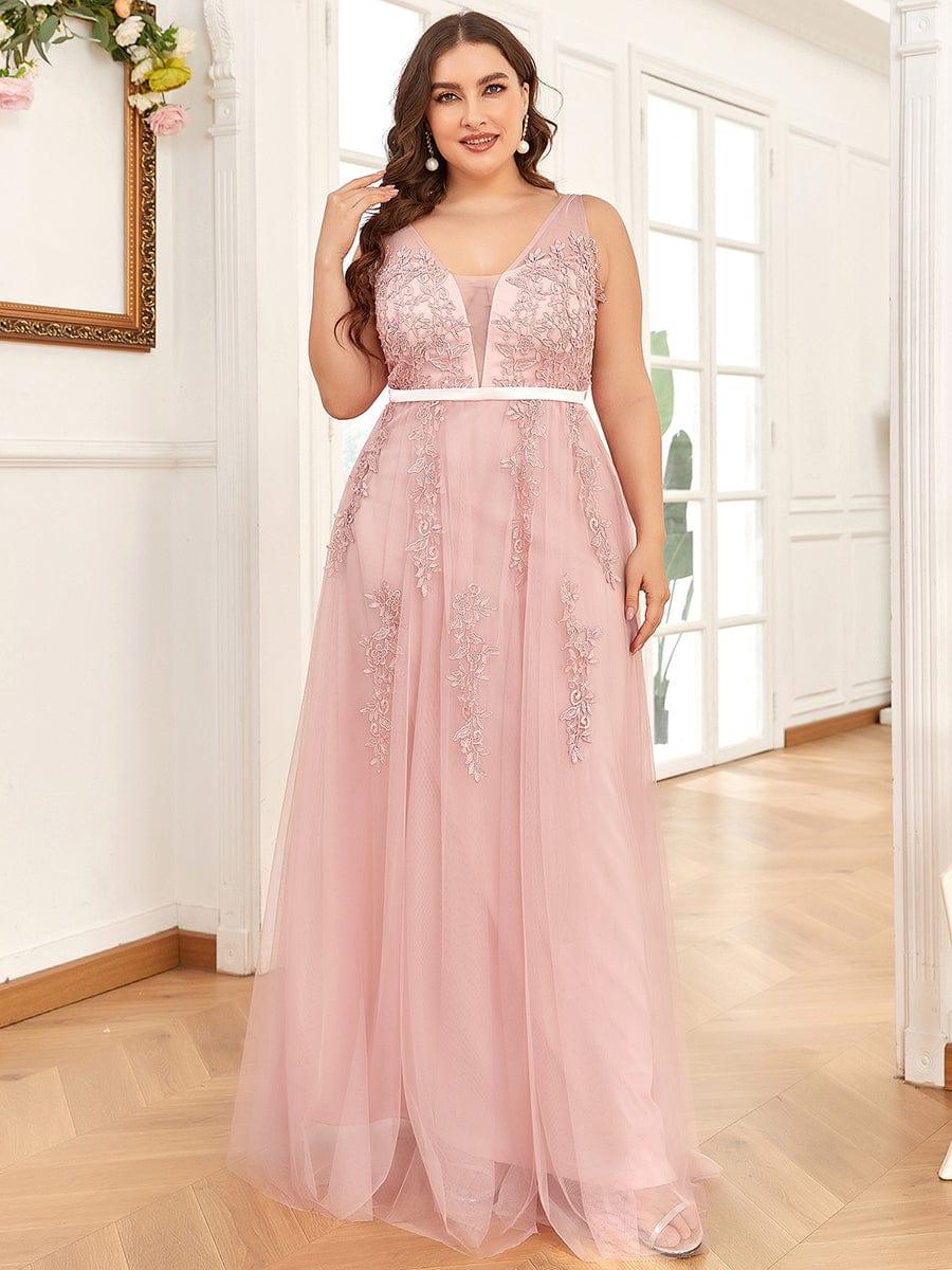 Graceful Plus Size Maxi V-Neck Tulle Formal Evening Dress with Sash