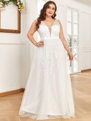 Graceful Plus Size Maxi V-Neck Tulle Formal Evening Dress with Sash