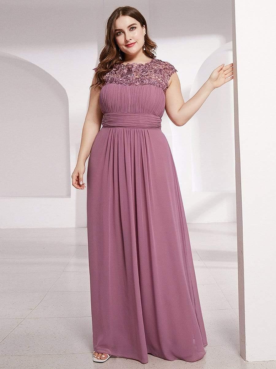 Modern Plus Size Maxi Floor-Length Lace Bridesmaid Dress with Cap Sleeves