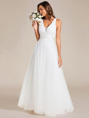 Lovely Sleeveless V-Neck A-Line Tulle Bridesmaid Dress with Criss Cross Straps