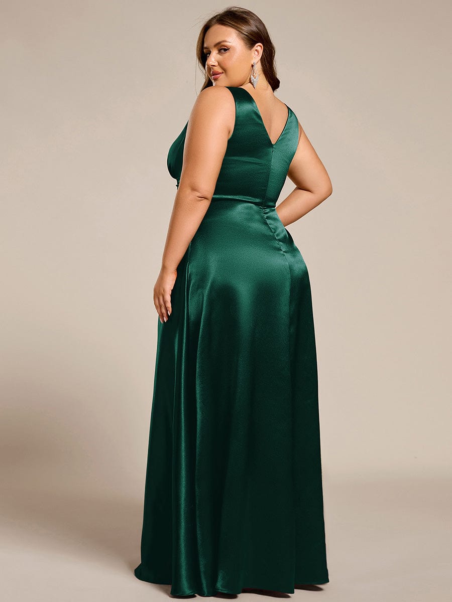 Feminine Plus Size Satin A-Line Bridesmaid Dress with Pockets