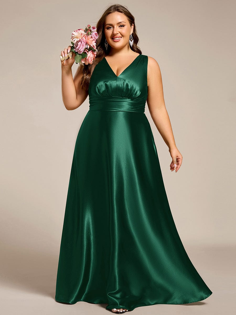 Feminine Plus Size Satin A-Line Bridesmaid Dress with Pockets