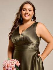 Feminine Plus Size Satin A-Line Bridesmaid Dress with Pockets