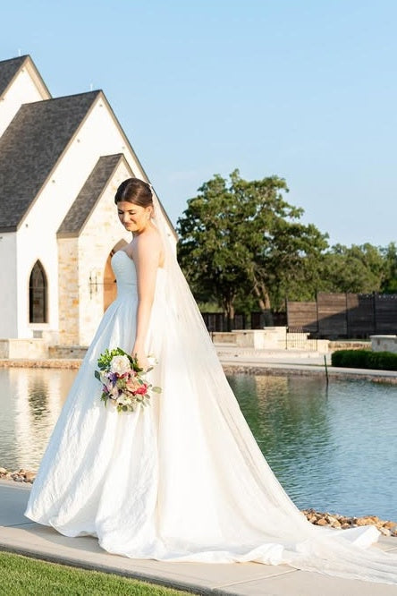 Glamorous Strapless A-Line Long Wedding Dresses with Detachable Sleeves