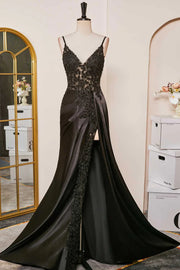 Black Spaghetti Strap V-Neck Mermaid Satin Prom Dresses with Appliques