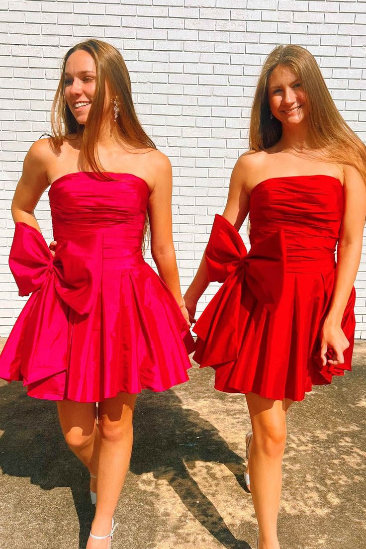 Red Cute Strapless A-Line Satin Short Homecoming Dresses with Bow