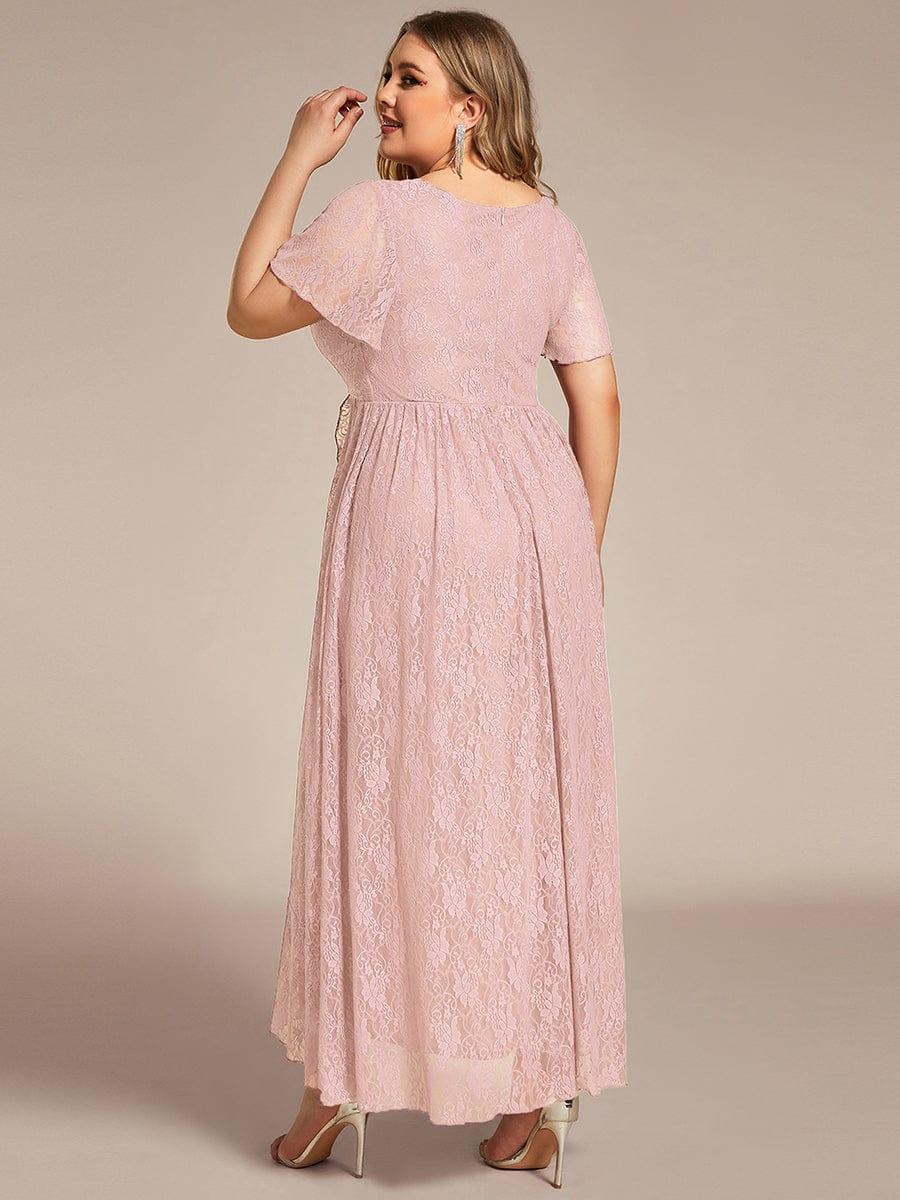 Graceful Plus Size A-Line Lace Formal Evening Dress with Sleeves