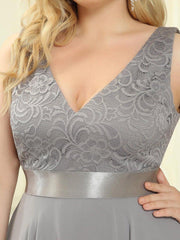 Lovely Plus Size V-Neck Prom Lace Dress for Women with Sash