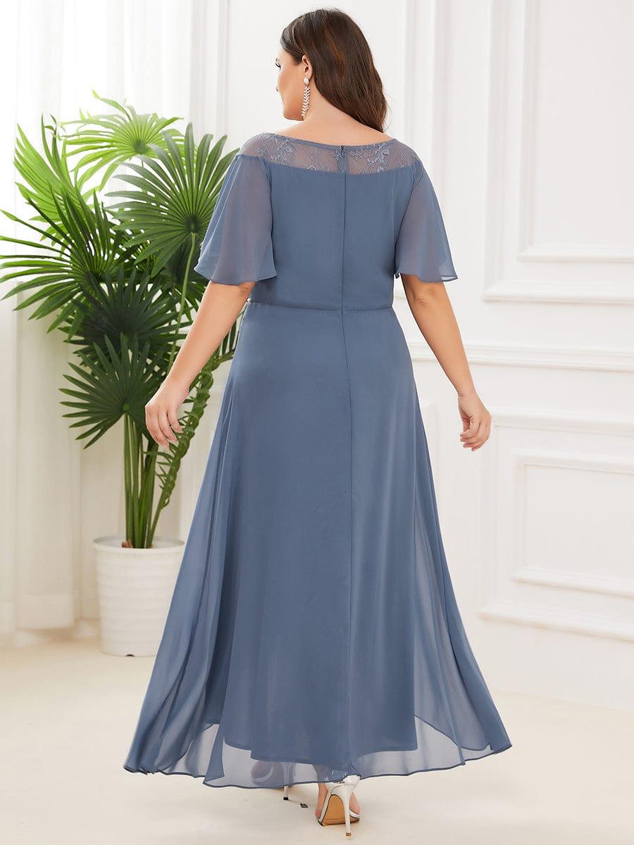 Charming Plus Size Scoop Neck Formal Dress with Sleeves