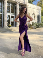 Beautiful V-Neck Mermaid V-Neck Sleeveless Evening Dress with Slit